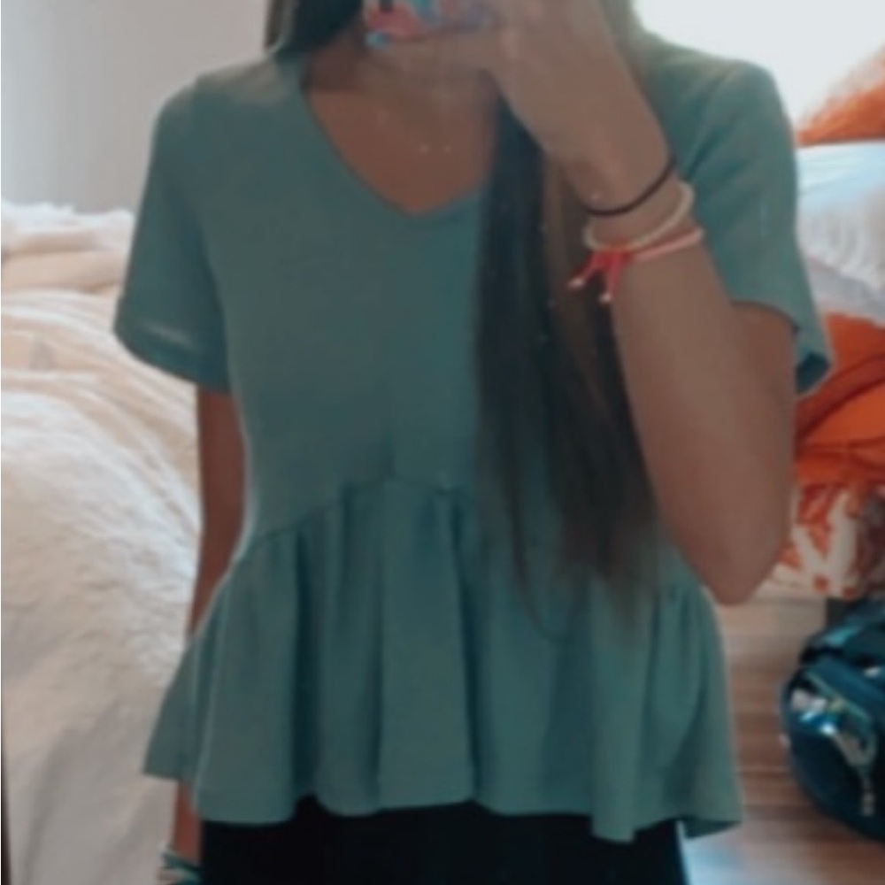 SHEIN Ruffle Blouse/Crop Top